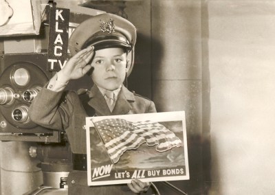 JP promoting war bonds — vintage 1940s photograph