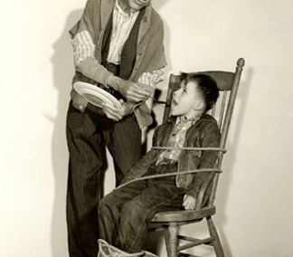 Pa keeps Billy in stitches — classic comedy moment